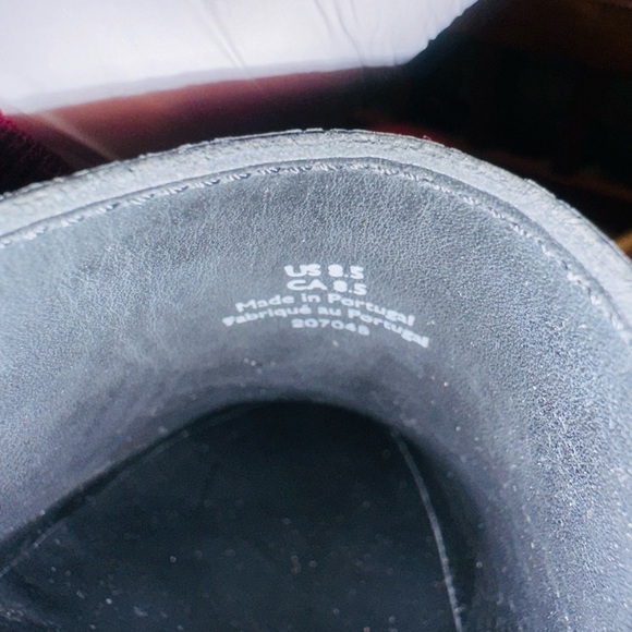 COS Whole Cut Chelsea Oxfords. - Picture 14 of 14